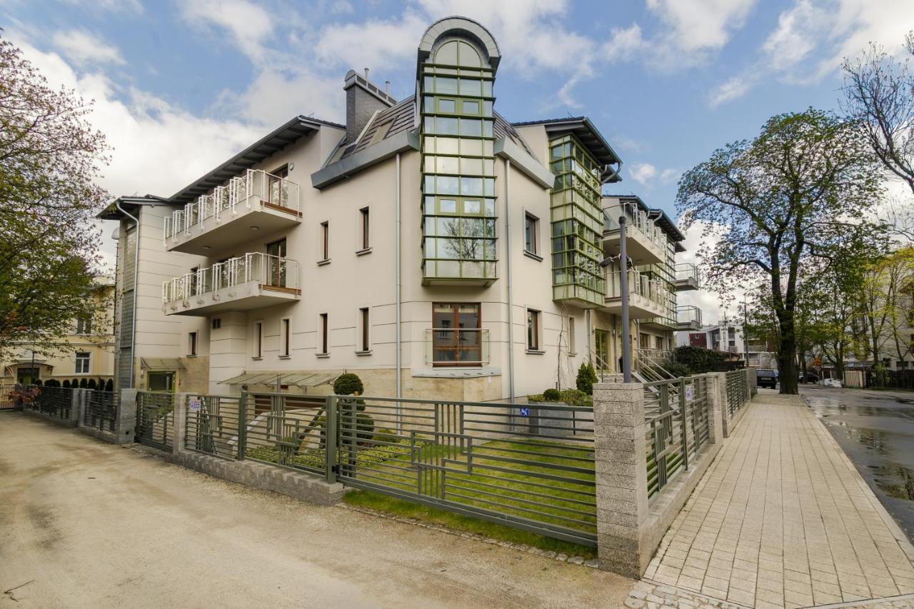 Apartment With Terrace And Sauna By Grand Apartments Sopot Buitenkant foto